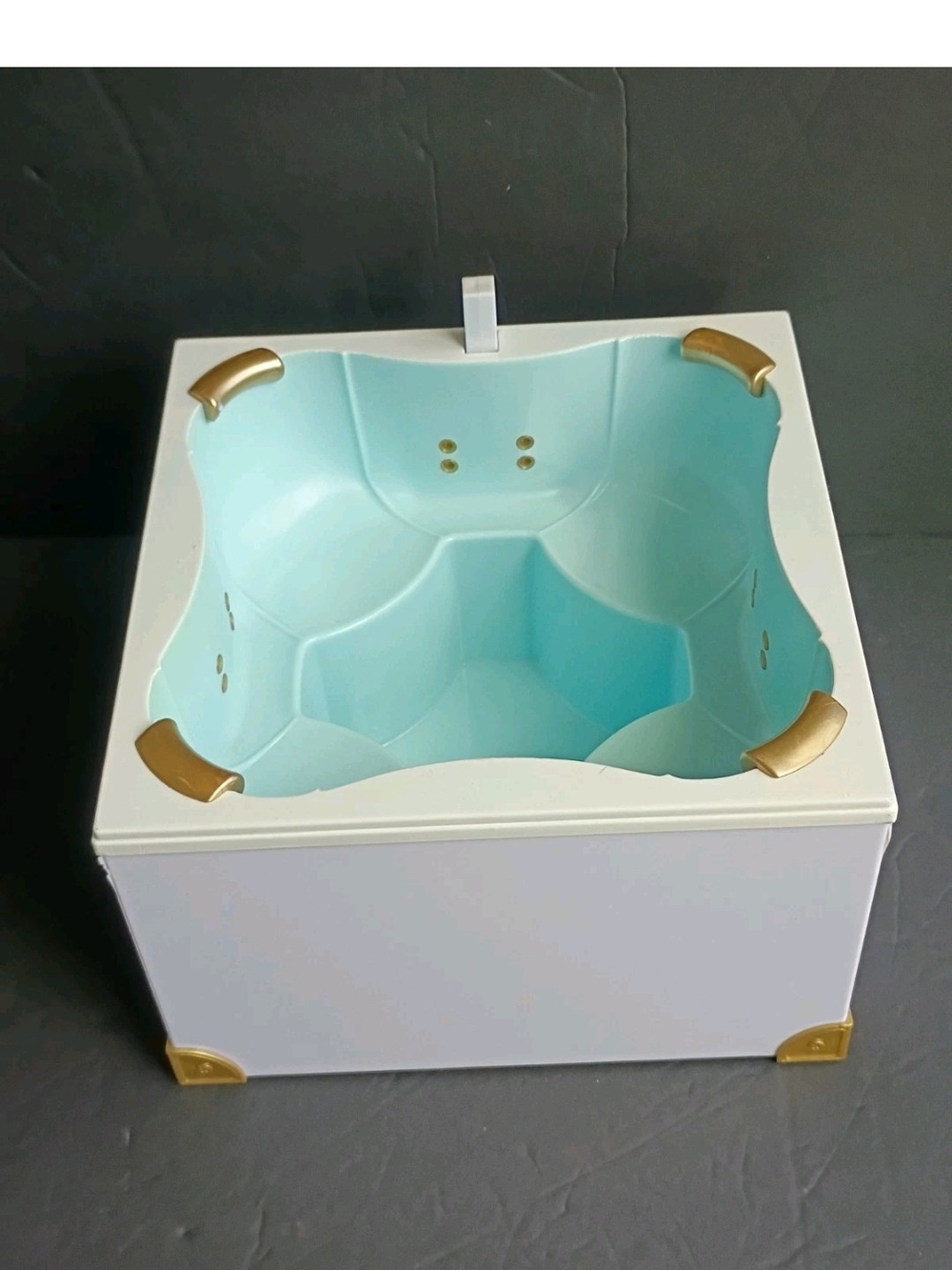Rainbow High Furniture Hot Tub Replacement Part Piece White Blue
